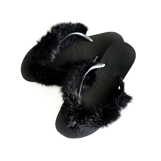 כפכפים מעוצבים פרווה שחור כפכפים מעוצבים פרווה שחור